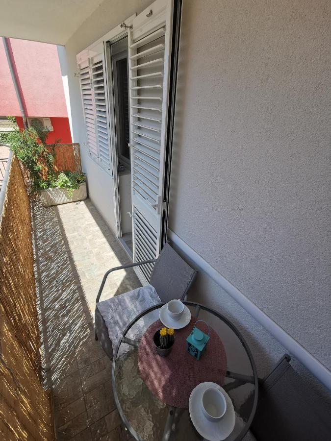 Apartman Jela Šibenik Екстериор снимка